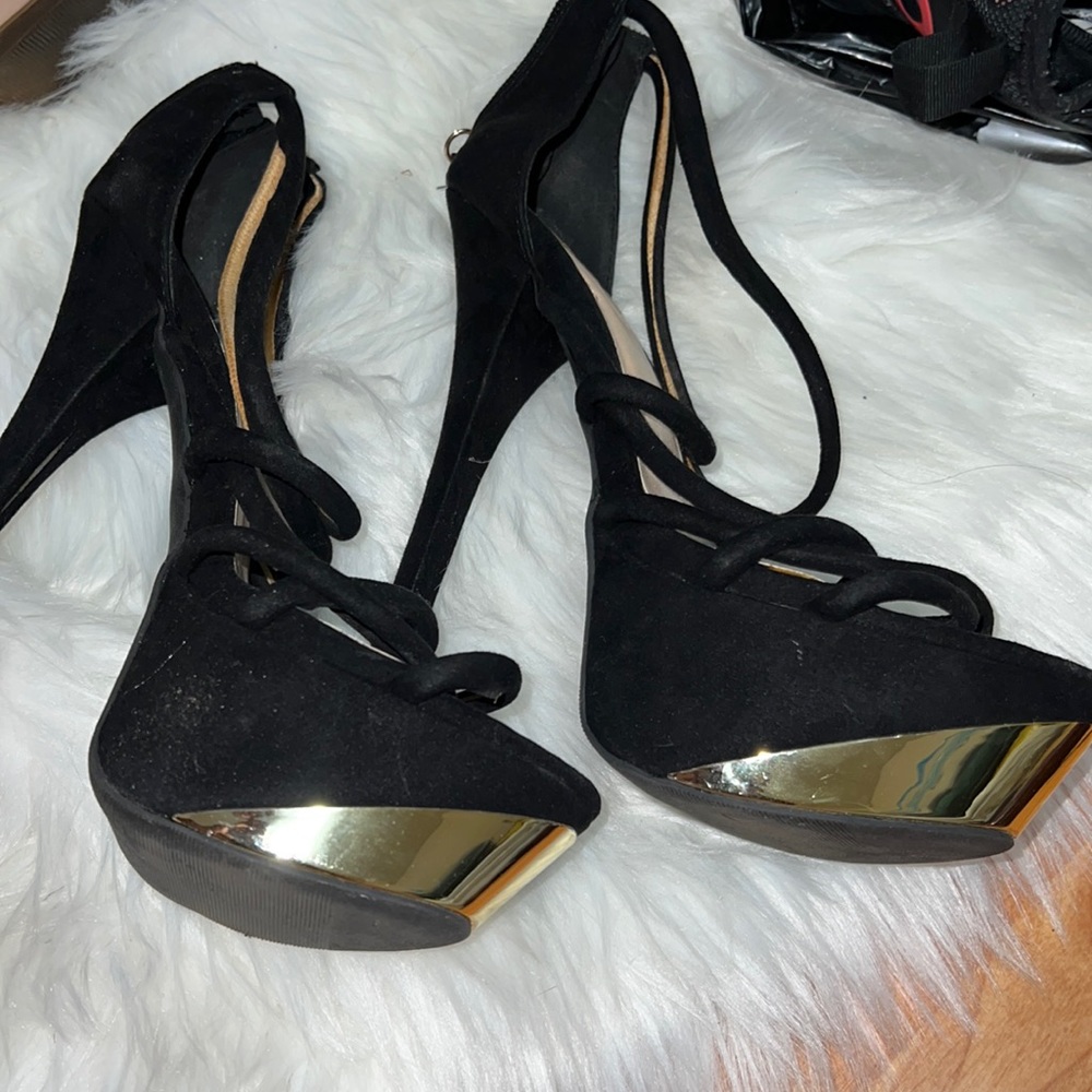 Strappy platform pump